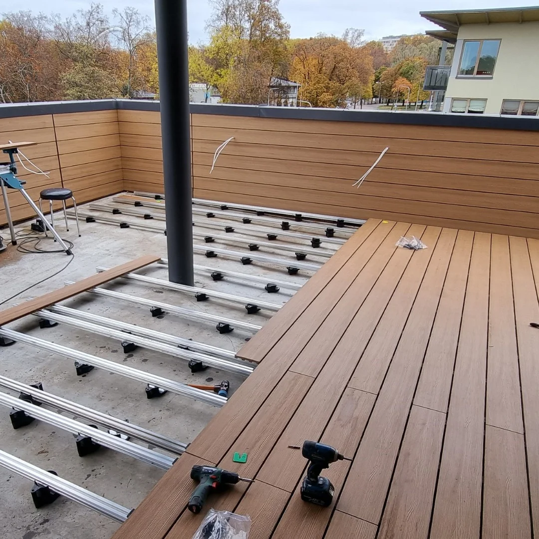 verhoogd terras op terrasdragers