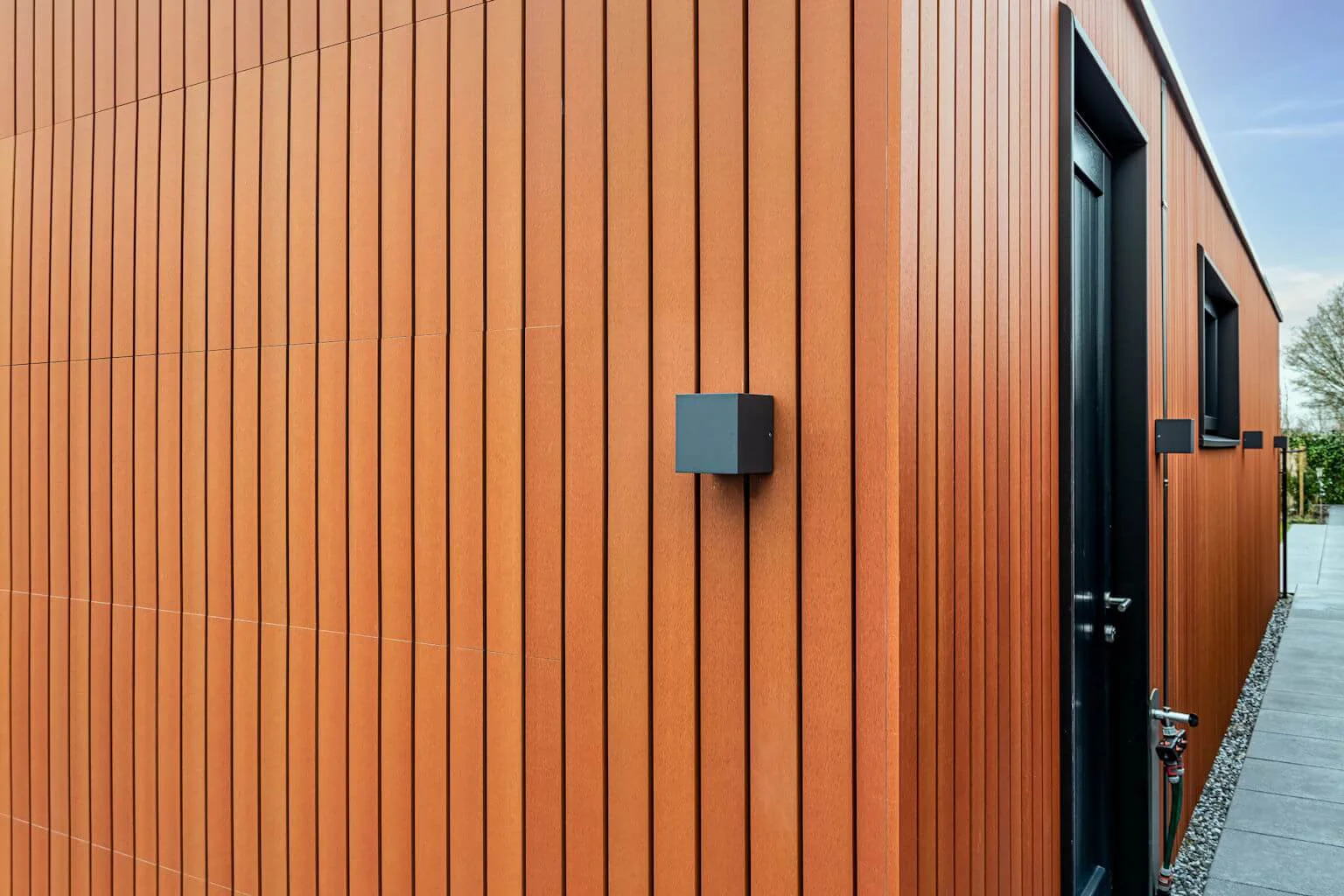 Villa bekleding project in Lemmer, Friesland